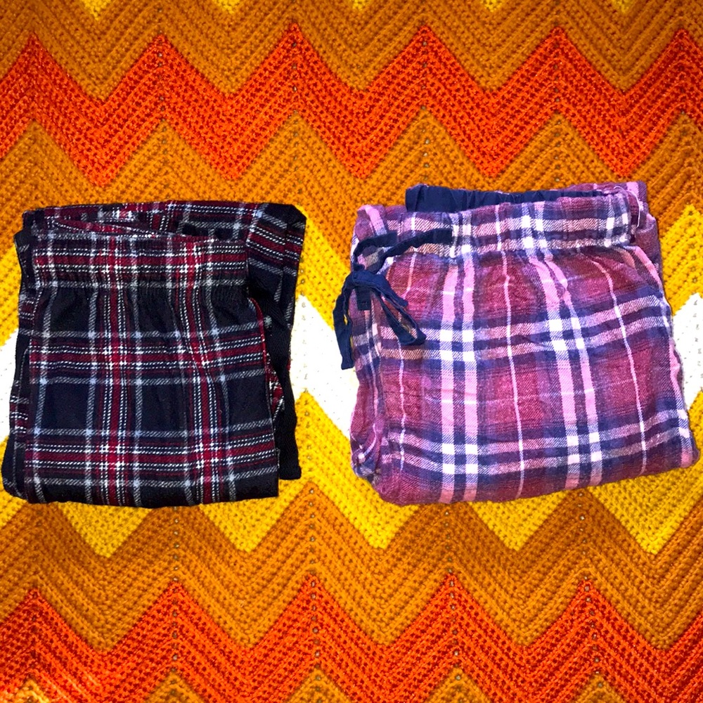 SET OF 2 PAJAMAS